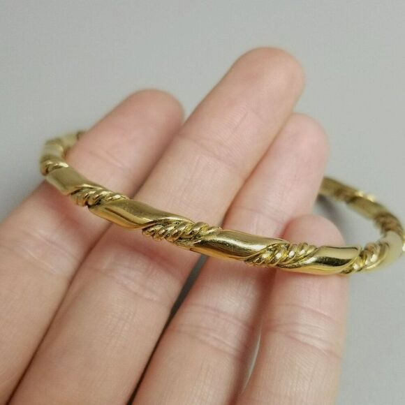 Vintage Rope Twist Gold Tone Bangle Bracelet, Solid Stacking Estate - Picture 1 of 7